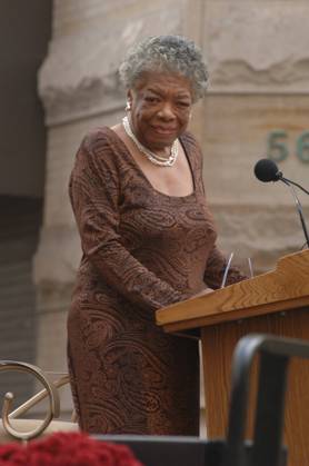 IMAGO ICONS: Maya Angelou RECORD DATE NOT STATED Dedication of new memorial at the African Burial Ground National Monument in New York City, New York, with keynote address by Secretary Dirk Kempthorne and presentations by dignitaries including New York City Mayor Michael Bloomberg, New York Senator Charles Schumer, General Services Administrator Lurita Doan, National Park Service Deputy Director for Operations Dan Wenk, African Burial Ground Superintendent Tara Morrison, New York Public Library Schomburg Center for Research in Black Culture Director Howard Dodson, poet and novelist Maya Angelou, and actors Sidney Poitier and Avery Brooks. The permanent memorial, constructed to honor the memories of the free and enslaved Africans bured at the original seven-acre Lower Manhattan site in the Copyright: xpiemagsx piemagsnarasecint07072023-28979 !ACHTUNG AUFNAHMEDATUM GESCHÄTZT!