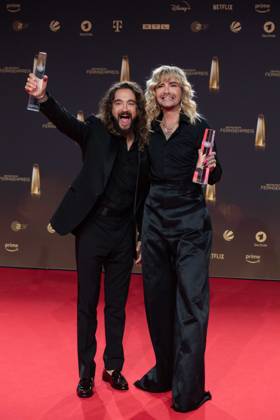 Preistraeger Tom und Bill KAULITZ, Musiker Saenger, Tokio Hotel, Kategorie Beste Unterhaltung Show, Thats my Jam, Verleihung des Deutschen Fernsehpreises, Der Deutsche Fernsehpreis 2023, Deutscher Fernsehpreis 2023 in den MMC Studios Koeln, am 28.09.2023.