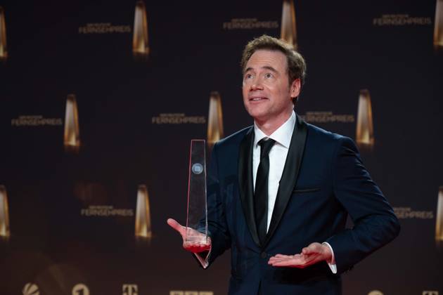 Preistraeger Michael Bully HERBIG, Regisseur, Schauspieler, Kategorie Ehrenpreis der Stifter, Lebenswerk, Verleihung des Deutschen Fernsehpreises, Der Deutsche Fernsehpreis 2023, Deutscher Fernsehpreis 2023 in den MMC Studios Koeln, am 28.09.2023.