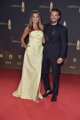 Jana Ina Zarrella und Ehemann Giovanni Zarrella bei der Verleihung des Deutschen Fernsehpreises in Koeln 28.09. 2023
