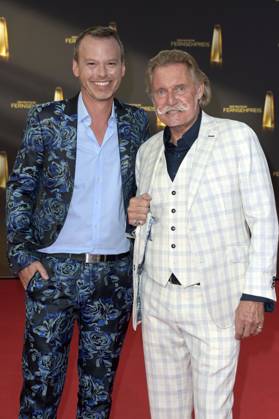 Christian Ehrlich und Ingo Lenßen bei der Verleihung des Deutschen Fernsehpreises 2023 in den MMC Studios. Köln, 28.09.2023