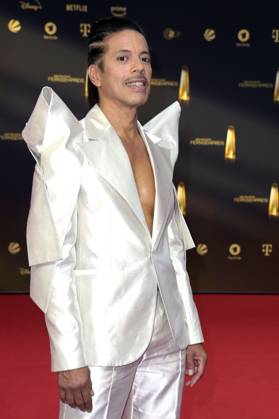 Jorge Gonzalez bei der Verleihung des Deutschen Fernsehpreises 2023 in den MMC Studios. Köln, 28.09.2023