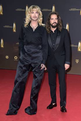 Bill Kaulitz mit Bruder Tom Kaulitz bei der Verleihung des Deutschen Fernsehpreises 2023 in den MMC Studios. Köln, 28.09.2023