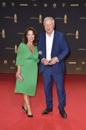Tom Buhrow und Daniela Boff bei der Verleihung vom Deutschen Fernsehpreis am 28.09.2023 in Koeln Deutscher Fernsehpreis Verleihung 2023 in Koeln