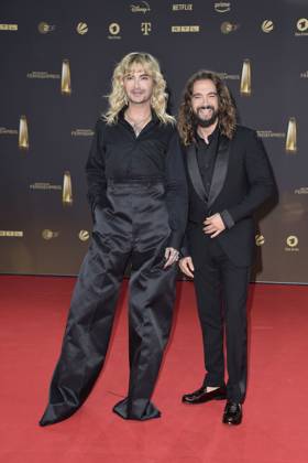 Bill Kaulitz und Tom Kaulitz bei der Verleihung vom Deutschen Fernsehpreis am 28.09.2023 in Koeln Deutscher Fernsehpreis Verleihung 2023 in Koeln