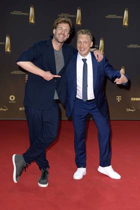 Luke Mockridge und Oliver Pocher bei der Verleihung des Deutschen Fernsehpreises 2023 in den MMC Studios. Köln, 28.09.2023