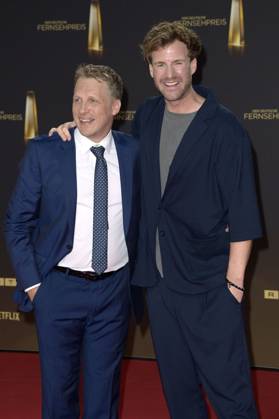 Oliver Pocher und Luke Mockridge bei der Verleihung des Deutschen Fernsehpreises 2023 in den MMC Studios. Köln, 28.09.2023