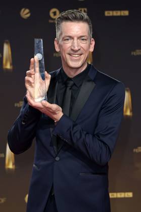 Steffen Hallaschka bei der Verleihung des Deutschen Fernsehpreises 2023 in den MMC Studios. Köln, 28.09.2023