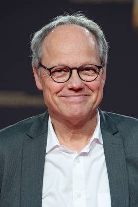 Kai GNIFFKE, Intendant WSR, Roter Teppich, Red Carpet Show, Ankunft, arrival, Verleihung des Deutschen Fernsehpreises, Der Deutsche Fernsehpreis 2023, Deutscher Fernsehpreis 2023 in den MMC Studios Koeln, am 28.09.2023.