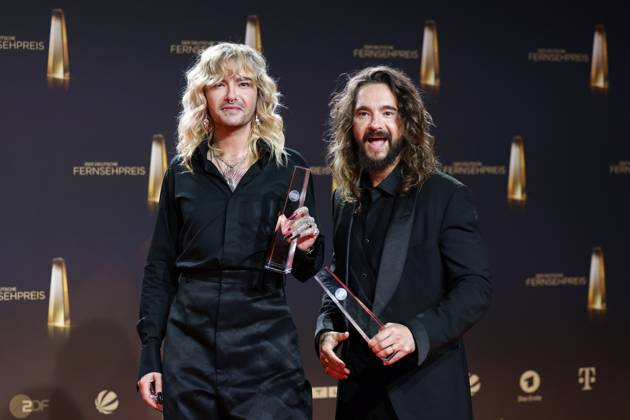 Die Musiker-Brüder Bill Kaulitz und Tom Kaulitz bei der Gala des Deutschen Fernsehpreis 2023 im Coloneum. Köln, 28.09.2023 NRW Deutschland Copyright: xChristophxHardtx