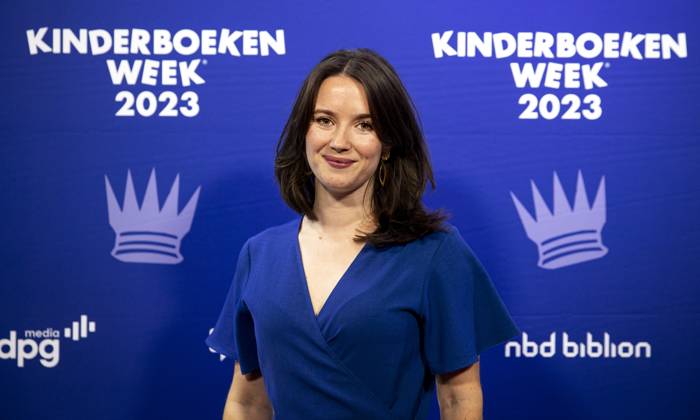 AMSTERDAM - Djenne Fila on the red carpet prior to the Children s Book Ball. During the event, the Golden Pencil and the Golden Pencil were awarded, among other things. ANP RAMON VAN FLYMEN netherlands out - belgium out  Copyright: xx x479714433x originalFilename: 479714433.jpg