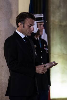 FRANCE TOP LEVEL SUMMIT IN PARIS French President Emmanuel Macron receives Finnish Prime Minister Petteri Orpo at the Elysee Palace. Paris, October 4, 2023. PARIS ILE-DE-FRANCE FRANCE Copyright: xAndreaxSavoranixNerix FRANCE TOP LEVEL SUMMIT IN P ASAVORANINERI-3