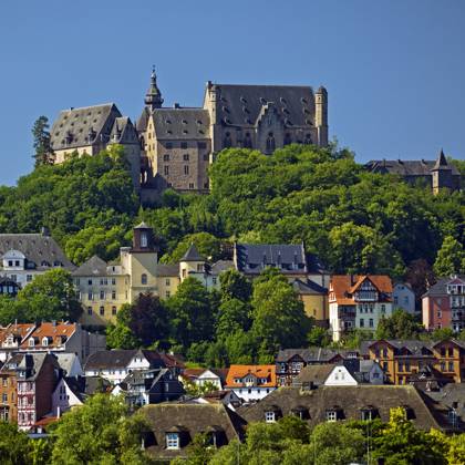 MR_Marburg_Stadtansicht_03.tif Das Landgrafenschloss ueber der Altstadt in Marburg an der Lahn, Hessen, Deutschland, Europa Copyright: xZoonar.com StefanxZiesex 20492219