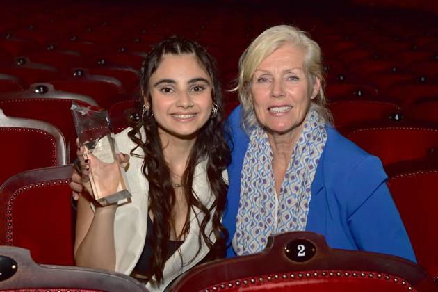First Steps Award 2023 Marika George, Götz-George-Nachwuchspreis, Bayan Layla. Für ihre Rolle in dem Kinofilm ãElahaÒ wurde sie als beste Nachwuchsschauspielerin ausgezeichnet Ankunft zum First Steps Award im Stage Theater des Westens heißt es ãBühne frei!Ò für Deutschlands talentierteste NachwuchsfilmschaffendeF in Berlin, am 08.10.2023