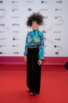 Award - First Steps 2023 Brenda Akele Jorde beim First Steps Award im Stage Theater des Westens am 09.10.2023 in Berlin. Copyright: xEventpressxKochanx