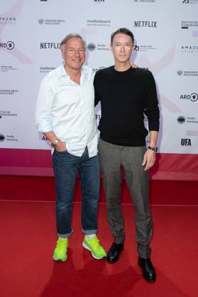 Award - First Steps 2023 Nico Hofmann und Sascha Schwingel beim First Steps Award im Stage Theater des Westens am 09.10.2023 in Berlin. Copyright: xEventpressxKochanx