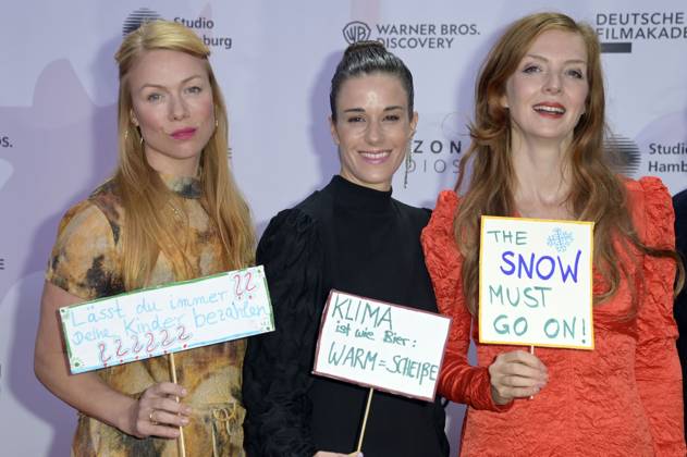 Esther Roling, Anne Schäfer und Pheline Roggan bei der 24. Verleihung der First Steps Awards im Theater des Westens. Berlin, 08.10.2023
