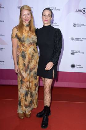 Esther Roling und Anne Schäfer bei der 24. Verleihung der First Steps Awards im Theater des Westens. Berlin, 08.10.2023