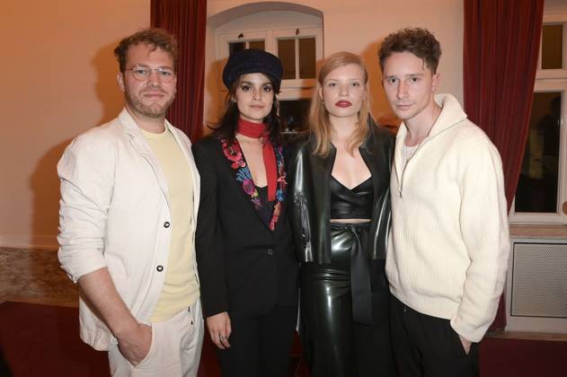 Ben Münchow, Luisa-Celine Gaffron, Luise Befort und Jonathan Berlin bei der Aftershow-Party nach der 24. Verleihung der First Steps Awards im Theater des Westens. Berlin, 08.10.2023