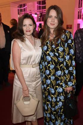 Jennifer Ulrich und Alice Dwyer bei der Aftershow-Party nach der 24. Verleihung der First Steps Awards im Theater des Westens. Berlin, 08.10.2023