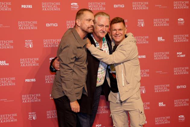 Ulf Leo Sommer, Detlev Buck, Peter Plate bei der Verleihung des Deutschen Musical theater PReises 2023 im Theater des Westens, Berlin.