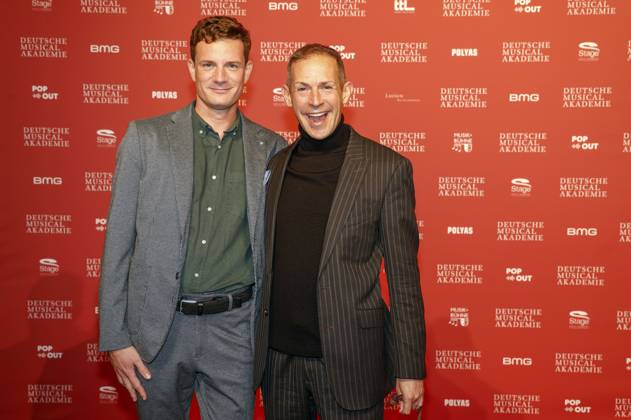 Florian Korty und Tim Fischer bei der Verleihung des Deutschen Musical Theater Preises 2023 im Theater des Westens. Berlin, 09.10.2023