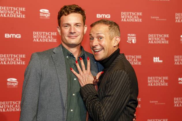 Florian Korty und Tim Fischer bei der Verleihung des Deutschen Musical Theater Preises 2023 im Theater des Westens. Berlin, 09.10.2023