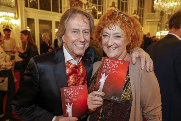 Bert Beel und Dagmar Gelbke bei der Verleihung des Deutschen Musical Theater Preises 2023 im Theater des Westens. Berlin, 09.10.2023