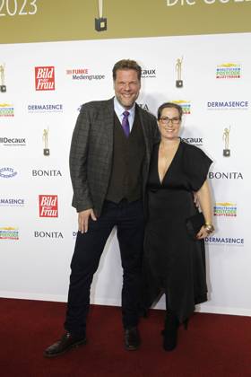 Tetje Mierendorf und seine Ehefrau Cornelia Mierendorf bei der Verleihung Goldene Bild der Frau am 11.10.2023 in Hamburg Goldene Bild der Frau Verleihung 2023 in Hamburg