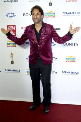 Falk-Willy Wild bei der 16. Verleihung der Goldenen Bild der Frau 2023 im Stage Theater Neue Flora. Hamburg, 11.10.2023