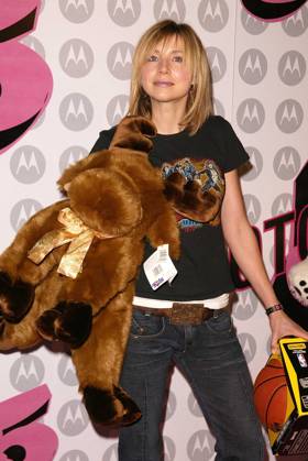 at Motorola s 5th Anniversary Party for Toys for Tots, Private Location, Culver City, CA 12-05-03 Sarah Chalke at Motorola s 5th Anniversary Party for Toys for Tots, Private Location, Culver City, CA 12-05-03 Culver City Calif United States EDITORIAL USE ONLY Copyright: xx s_bukleyx icphotos413395