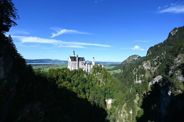 Schloss Neuschwanstein im bayerischen Allgäu bei Füssen, Deutschland