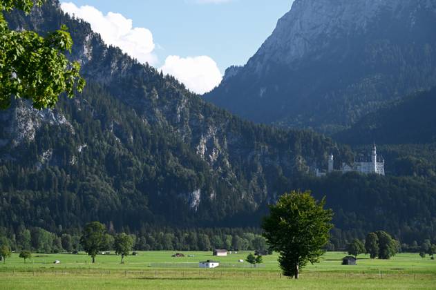 Schloss Neuschwanstein im bayerischen Allgäu bei Füssen, Deutschland
