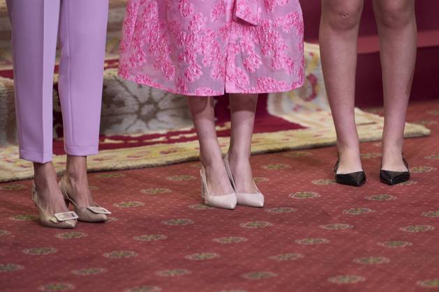 20-10-2023 Medals Princess Leonor and Queen Letizia and King Felipe and Princess Sofia and US actress Meryl Streep and Haruki Murakami and Antonio Banderas during the Princess Asturias awards at the Campoamor theatre in Oviedo No Spain Â  Copyright: xPPEx