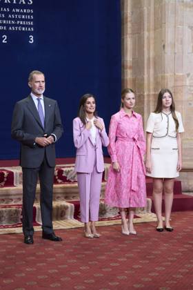 20-10-2023 Medals Princess Leonor and Queen Letizia and King Felipe and Princess Sofia during the Princess Asturias awards at the Campoamor theatre in Oviedo No Spain Â  Copyright: xPPEx