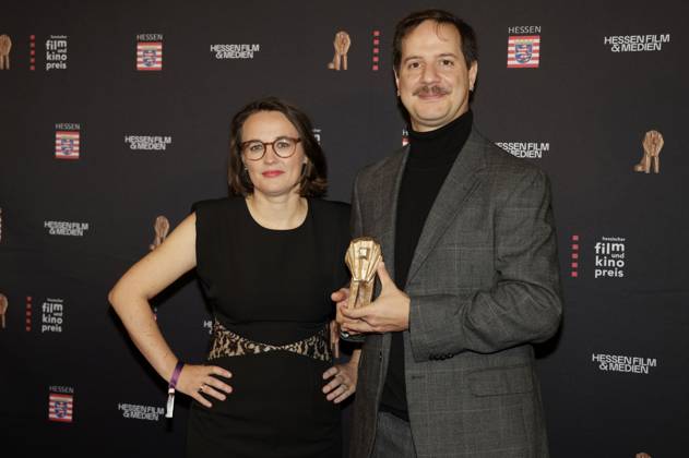 Anna Schoeppe und Emiliano Proietti bei der 34. Verleihung des Hessischen Film- und Kinopreises 2023 in der Alten Oper. Frankfurt, 20.10.2023