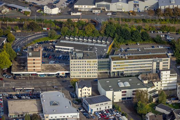 Luftbild, Kreispolizeibehörde Polizeiwache Siegen, BMW Autohaus Wahl, Weidenau-West, Siegen, Siegerland, Nordrhein-Westfalen, Deutschland !ACHTUNGxMINDESTHONORARx60xEURO!