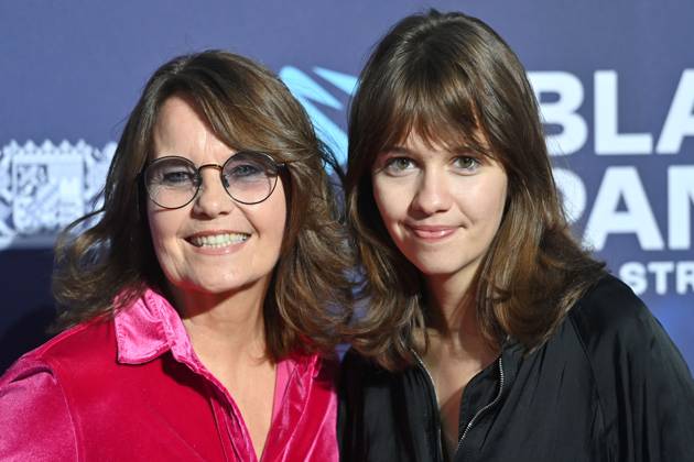 Caroline LINK (Regisseurin), mit Tochter Pauline, Roter Teppich,Blauer Panther Ð TV und Streaming Award 2023 am 25.10.2023 in der BMW Welt Muenchen.