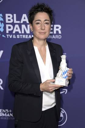 Dunja Hayali bei der Verleihung vom Blauer Panther - TV & Streaming Award 2023 in der BMW Welt. München, 25.10.2023