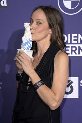 Jeanette Hain bei der Verleihung vom Blauer Panther - TV & Streaming Award 2023 in der BMW Welt. München, 25.10.2023