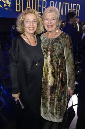 Michaela May und Jutta Speidel bei der Verleihung vom Blauer Panther - TV & Streaming Award 2023 in der BMW Welt. München, 25.10.2023
