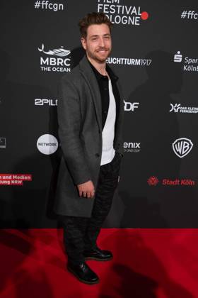 Dominik FLADE, Schauspieler, Roter Teppich, Red Carpet Show, Ankunft, arrival, Film Festival Cologne awards in Koeln, 26.10.2022.