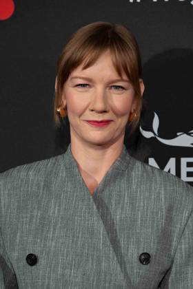 Sandra HUELLER, Schauspielerin, Roter Teppich, Red Carpet Show, Ankunft, arrival, Film Festival Cologne awards in Koeln, 26.10.2022.