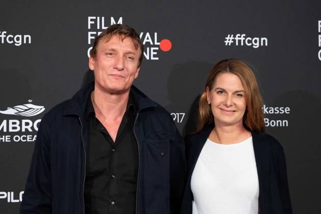 Oliver MASUCCI, Schauspieler, Tanit KOCH, Journalistin, Roter Teppich, Red Carpet Show, Ankunft, arrival, Film Festival Cologne awards in Koeln, 26.10.2022.