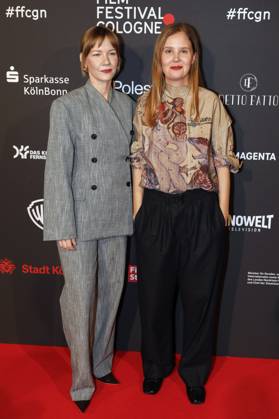 Sandra Hüller und Justine Triet bei der Verleihung der Cologne Awards auf dem 33. Film Festival Cologne 2023 im E-Werk. Köln, 26.10.2023