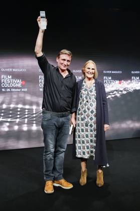 Oliver Masucci und Gabriela Sperl bei der Verleihung der Cologne Awards auf dem 33. Film Festival Cologne 2023 im E-Werk. Köln, 26.10.2023