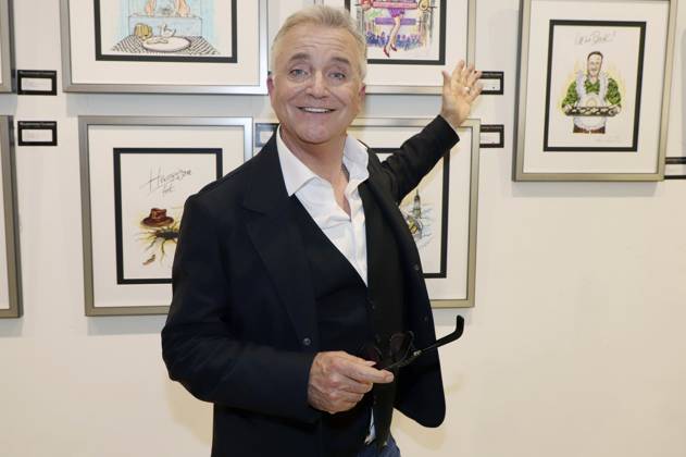 Entertainment Bilder des Tages Jörg Knör mit seiner Ausstellung und seinem Auftritt in der Europapassage Hamburg. Hamburg, 05.11.2023