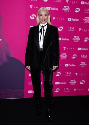 Denise Van Outen attends the Music Industry Trusts Award (MITS), at the Grosvenor House Hotel in London, England. UK. Monday 6th November 2023 - Copyright: xJWx FP_MITS_Award_002