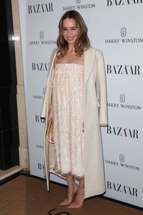 Entertainment Bilder des Tages . 07 11 2023. London, United Kingdom. Emilia Clarke arriving at the Harper s Bazaar Women of the Year Awards in London.  xStephenxLockx xi-Imagesx IIM-24785-0028