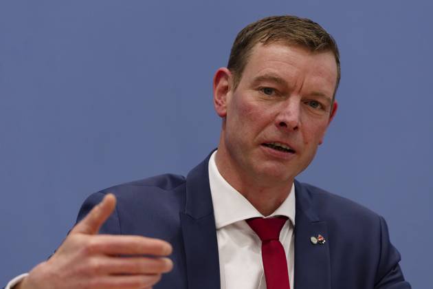 Jahresbericht Bundespolizei 2022 vorgestellt 2023-11-08 - Deutschland, Berlin - Bundespressekonferenz: LKW-Hersteller und Logistikverbände betrachten politische Rahmenbedingungen als Hemmnis für die Klimaneutralität des Güterkraftverkehrs. Im Bild Prof. Dr. Dirk Engelhardt, Vorstandssprecher Bundesverband Güterkraftverkehr, Logistik und Entsorgung (BGL) e.V.
